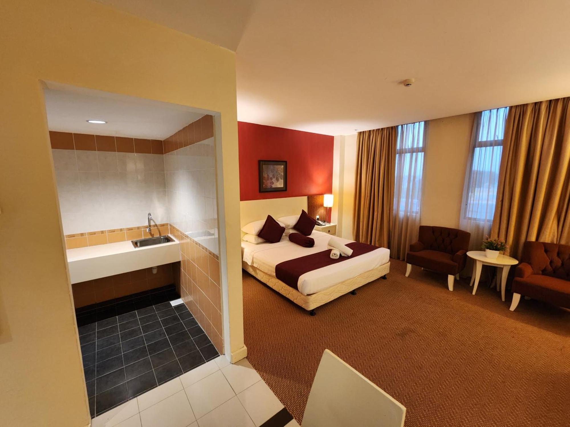 קואלה טרנגאנו The Grand Puteri Hotel מראה חיצוני תמונה
