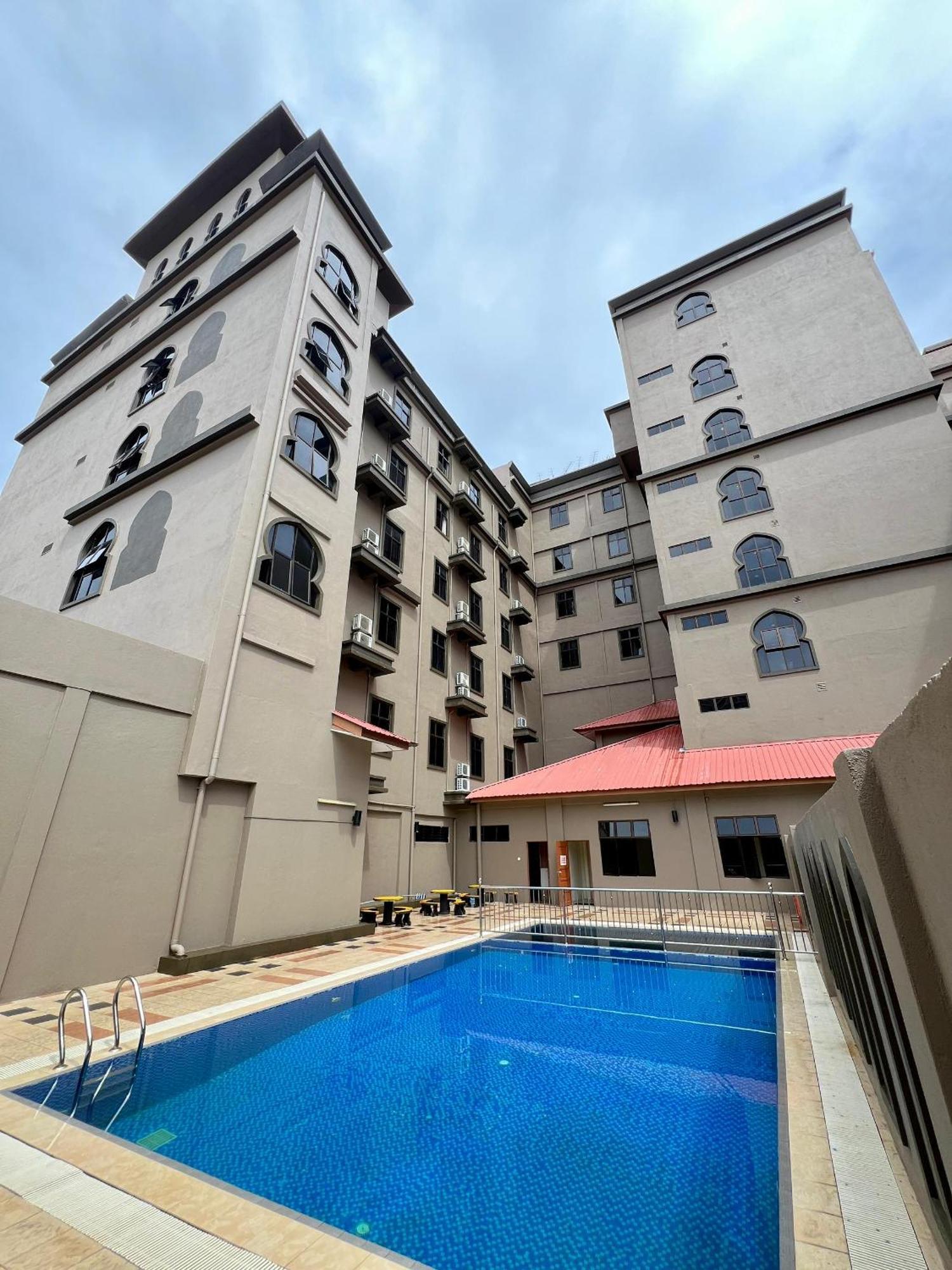 קואלה טרנגאנו The Grand Puteri Hotel מראה חיצוני תמונה