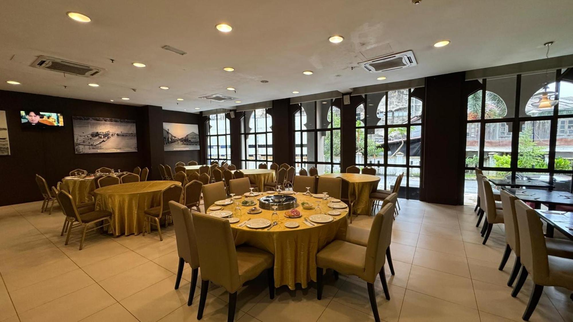 קואלה טרנגאנו The Grand Puteri Hotel מראה חיצוני תמונה