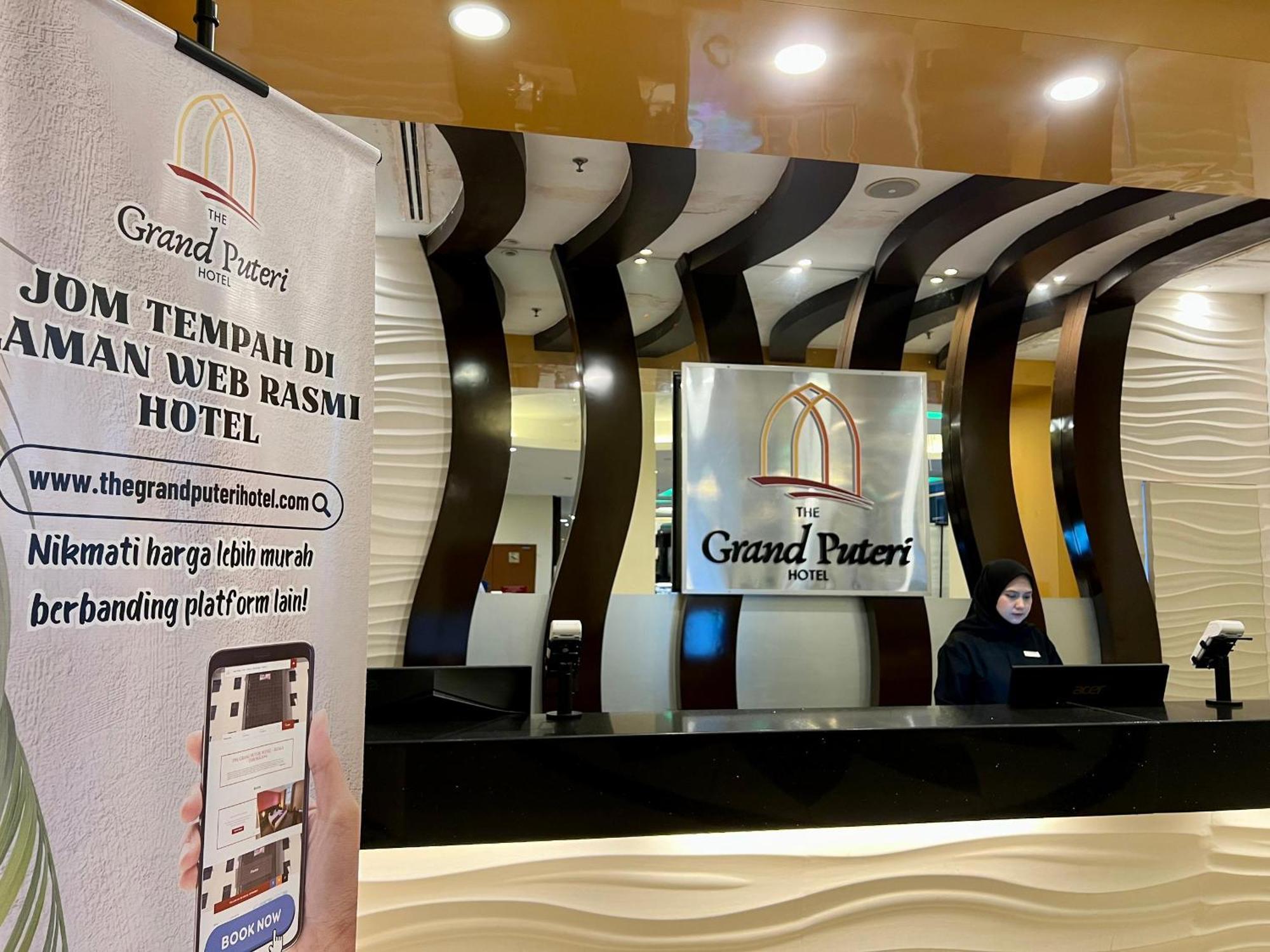קואלה טרנגאנו The Grand Puteri Hotel מראה חיצוני תמונה