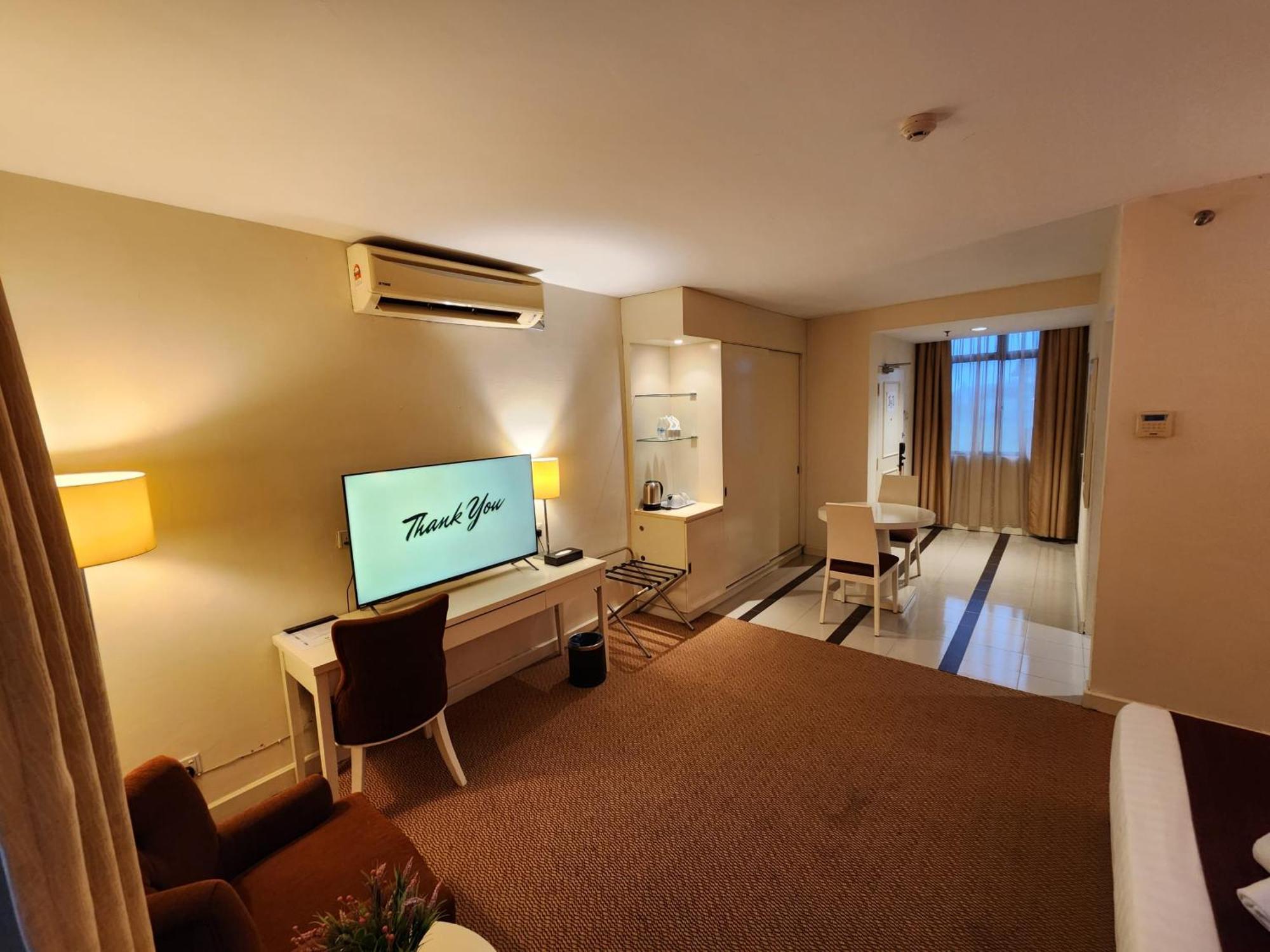 קואלה טרנגאנו The Grand Puteri Hotel מראה חיצוני תמונה